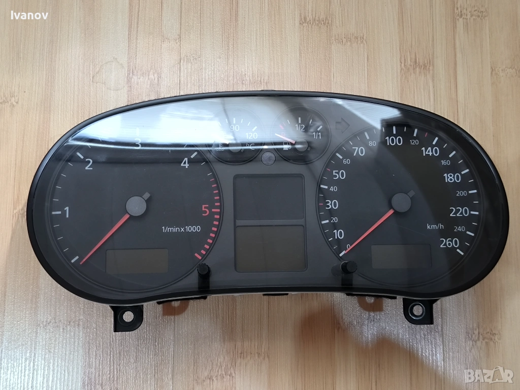 Километраж табло за Audi A3 8L Ауди А3 8L0920900M / 8L0 920 900 M, снимка 1