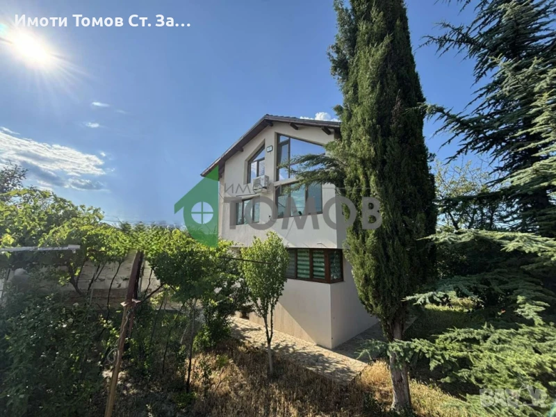 Прекрасна триетажна къща в село Яворово , снимка 1