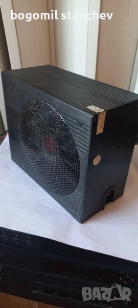 Алуминиева кутия с пусков бутон и вентилатор 13 см., снимка 1