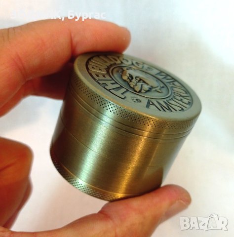  НОВ Стоманен ГРИНДЕР - 4 части