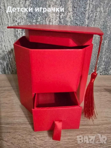 Подаръчна кутия с чекмедже и капак абитуриентска шапка, червена, снимка 6 - Други - 53091158