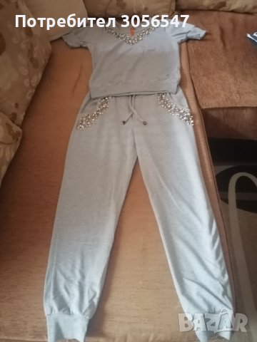 Дамски екип сив с декорация 