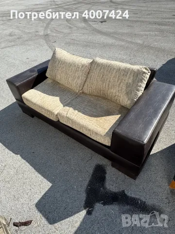 Компактен диван, снимка 3 - Дивани и мека мебел - 49056358
