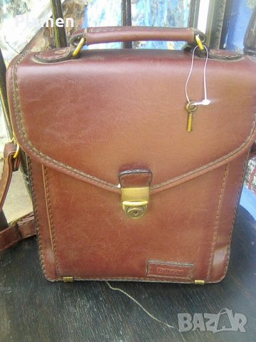Модерна мъжка чанта тип командирска от изкуственна кожа с ключе марка Арт