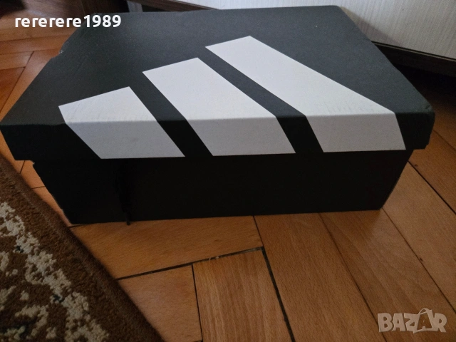 адидас кецове, снимка 2 - Детски маратонки - 53060851