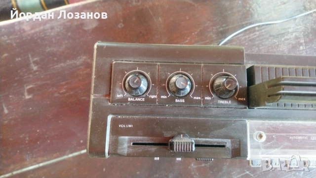 Радиокасетофон Philips 774, снимка 3 - Радиокасетофони, транзистори - 51128780