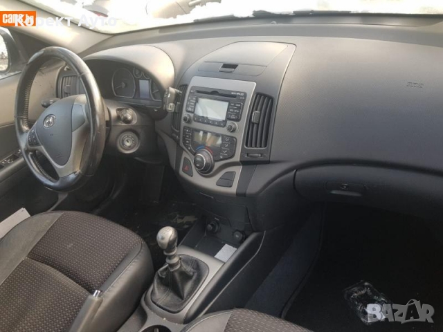 Хюндай, снимка 2 - Автомобили и джипове - 36053721