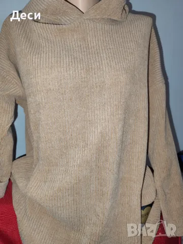 Нова блузка с качулка , снимка 2 - Блузи с дълъг ръкав и пуловери - 47816362