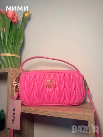 Miu Miu чантичка, снимка 7 - Чанти - 53511242
