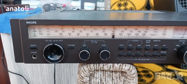Philips 606 AM-FM, снимка 2 - Ресийвъри, усилватели, смесителни пултове - 51308855