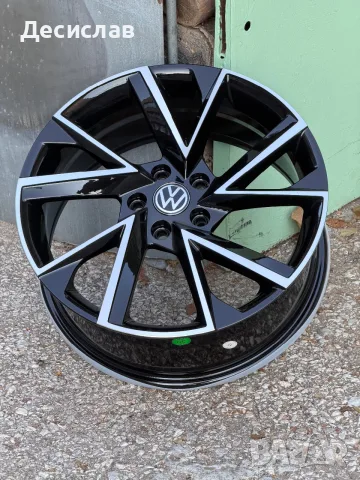 Джанти за Фолксваген Volkswagen 17 “ цола 5х112 чисто нови Golf Passat Tiguan Touran, снимка 5 - Гуми и джанти - 55960852