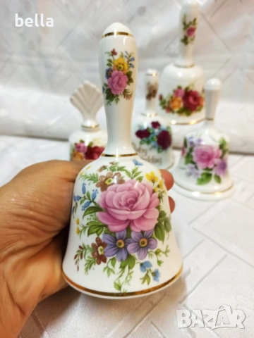Колекция от порцеланови фирмени камбанки , снимка 3 - Антикварни и старинни предмети - 52017042