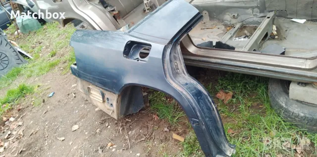 Заден панел калник за Мерцедес 124, снимка 3 - Части - 42232881