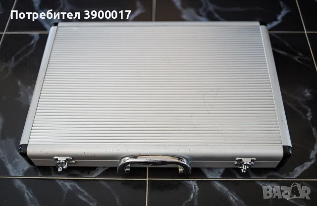 Продавам метален куфар малък и голям, снимка 4 - Друго оборудване - 48343866