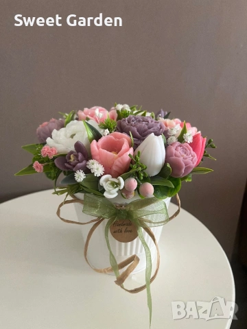 Аранжировки от ароматни сапунени цветя, снимка 11 - Подаръци за жени - 52627868