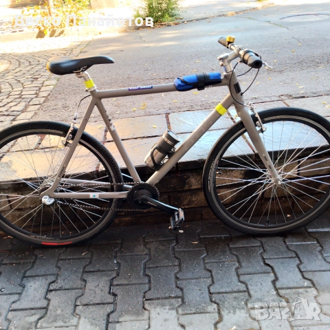 Велосипед Cross - Spria 28-е снабден с V-Brake спирачки и вътрешен тип скоростна система с 3 скоро, снимка 2 - Велосипеди - 51582142