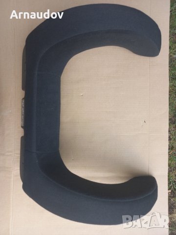 Облегалка за глава с механизъм за автомобил