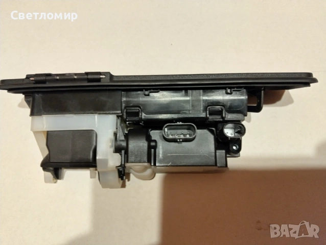 Задна брава за Mercedes , снимка 2 - Части - 53528283