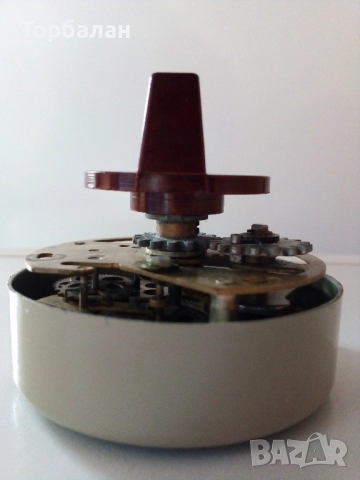 Часовников механизъм от соц-а, снимка 3 - Антикварни и старинни предмети - 51780187