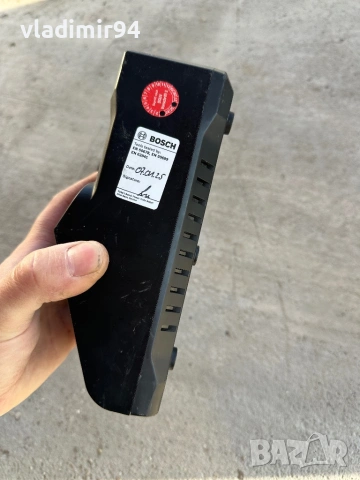 Bosch GAL 18V-160 16Ah зарядно, снимка 3 - Други инструменти - 52655073