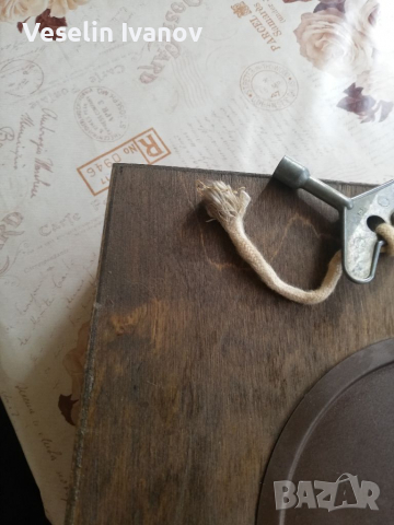 Стенен часовник Vesna, снимка 15 - Антикварни и старинни предмети - 36329859