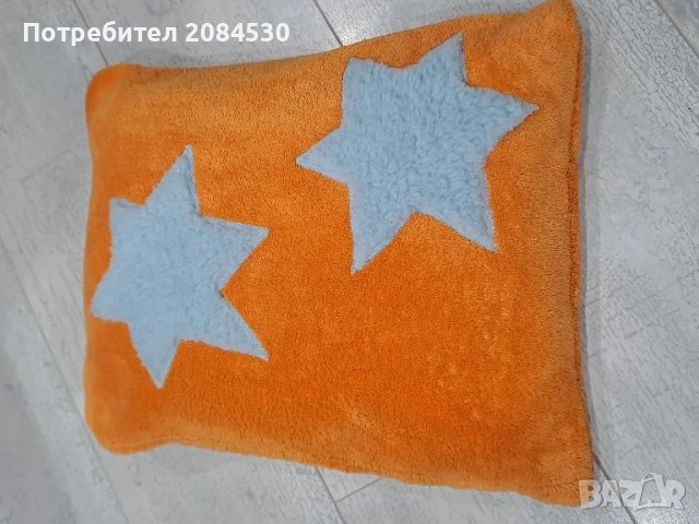 Възглавница 40/33/9см