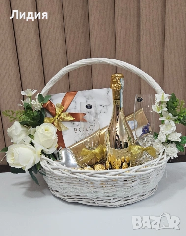 Подаръчни кутии и кошници , снимка 11 - Подаръци за жени - 53484384