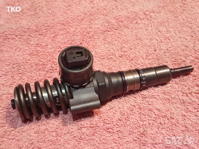 Помпа дюза Bosch за VW AUDI Skoda Seat - 2.0TDI 140к.с., снимка 3 - Части - 53128668