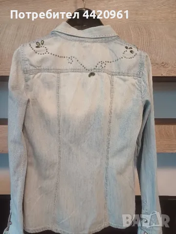 Дамска риза на Bershka, снимка 3 - Ризи - 50304801