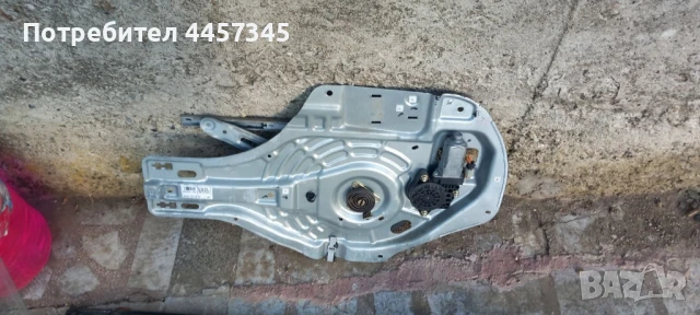 Части за Хюндай Туксон ,Стъкло,стъклоповдигач,дръжка, снимка 3 - Части - 51097449