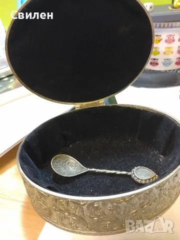 Стара кутия за бижута , снимка 4 - Антикварни и старинни предмети - 47425885