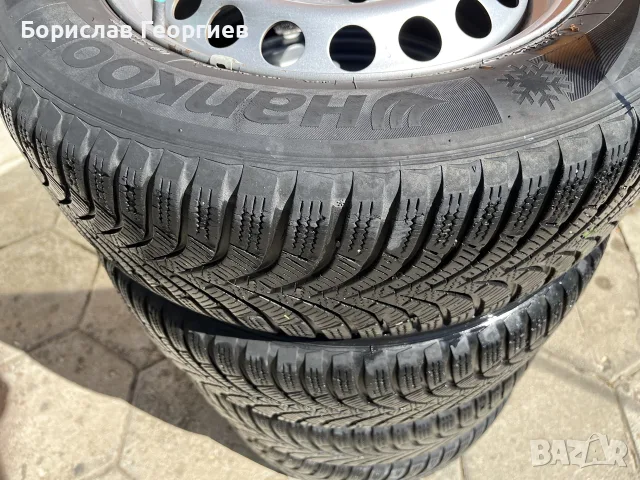Оригинални джанти с гуми за vw Caddy, снимка 4 - Гуми и джанти - 55933578