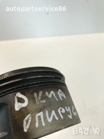 Десен бутало и мотовилка за KIA Opirus 3.5 (2004), снимка 3 - Части - 53282547