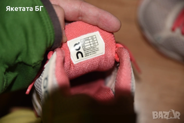 On Cloud оригинални маратонки, номер 36, снимка 6 - Маратонки - 53793543