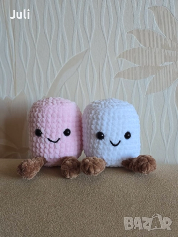 Ръчно плетени на една кука Маршмелоу, снимка 2 - Други - 52109804