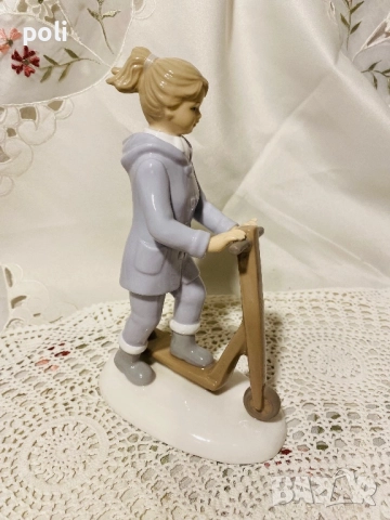 порцеланова статуетка, снимка 3 - Статуетки - 52942174