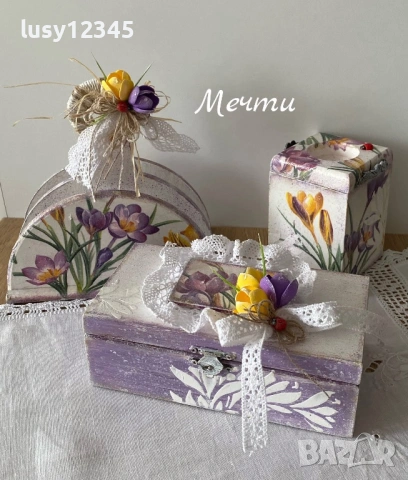 Дървена кутия с 6 пръстена за салфетки с пролетни минзухари, снимка 5 - Декорация за дома - 53843048