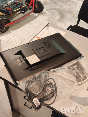 Графичен дисплей таблет HUION Kamvas Pro 22, снимка 2 - Друга електроника - 53088831