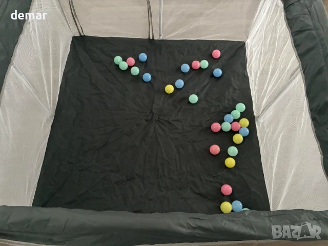 Сгъваема бебешка кошара 127x127 см, преносима, 30 броя океански топки, снимка 8 - Кошарки - 53381502