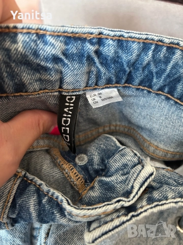 Летен лот: дънкови къси гащи и два гащеризона, снимка 3 - Гащеризони - 52412350