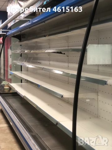 Продавам плюсова хладилна витрина Наги