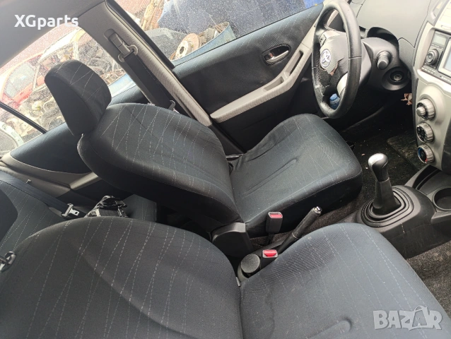 Toyota Yaris II 1.3 бензиин 87 к.с. 2SZ 2007г. НА ЧАСТИ, снимка 7 - Автомобили и джипове - 53506333