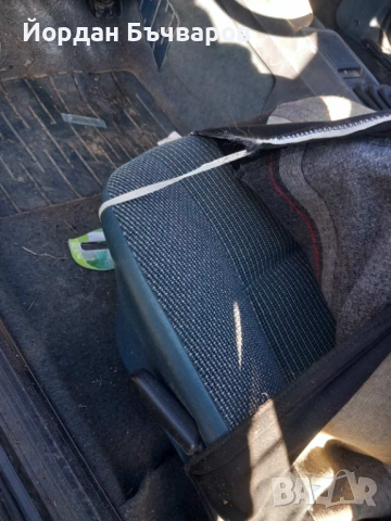 НА ЧАСТИ - Volkswagen Passat B2 1987г., снимка 9 - Автомобили и джипове - 53776936