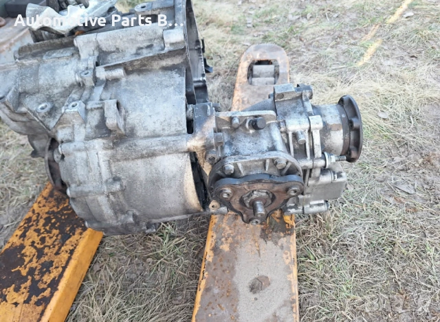 Ръчна скоростна кутия SKODA OCTAVIA II 4X4 2.0TDI, снимка 2 - Части - 53566778