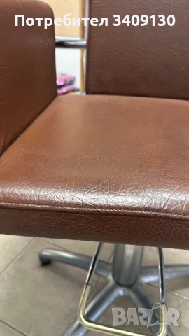 Два броя фризьорки столове , снимка 5 - Столове - 53101485