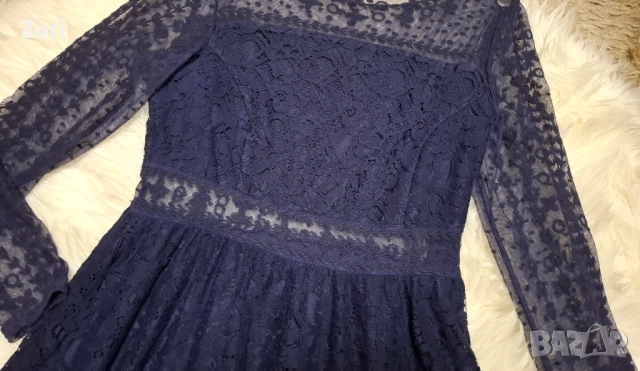 ИЗКЛЮЧИТЕЛНО КРАСИВА тъмносиня дантелена рокля, снимка 3 - Рокли - 52581579