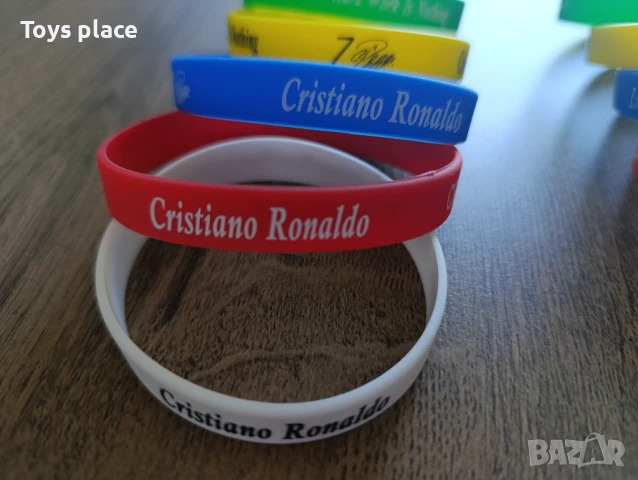 Силиконови гривни Меси и Роналдо Messi Ronaldo, Футболни гривни , снимка 3 - Фен артикули - 51318167
