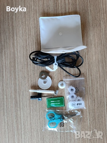 Машина за бродиране Innov-is m340ed, снимка 4 - Шевни машини - 53847197