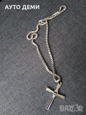 Нов ланец синджир с кръст с камъчета цирконии копие на този носен от Вин Дизел от филма Бързи и ярос, снимка 2 - Аксесоари и консумативи - 40537255