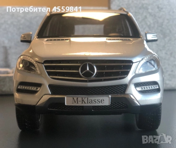 1:18 Mercedes-Benz ML-Klasse Minichamps Модел За Колекционери!, снимка 3 - Колекции - 53771226